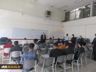 دکترعلی دهقانی در اولین روز های بازگشایی دانشگاه ها، از دانشکده فنی و حرفه ای پسران شهرکرد و دختران شهرکرد بازدید بعمل آورد