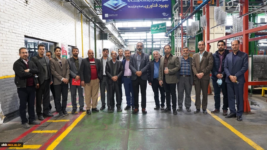 بازدید علمی جمعی از اساتید و کارشناسان دانشگاه از گروه صنعتی انتخاب الکترونیک 3