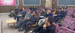 کارگاه آموزشی پیشگیری از بیماری های دهان و دندان در جهت ارتقای سطح علمی و آگاهی کارکنان و اساتید آموزشکده فنی و حرفه ای پسران شهرکرد با حضور دکتر رییسی متخصص دندان پزشکی برگزار شد 4