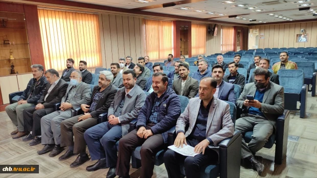 بازدید علمی جمعی از اساتید ، اعضای هیئت علمی و کارکنان دانشگاه از شرکت فولاد مبارکه 4