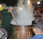حضور سردار اکبری ، فرمانده سپاه حضرت قمربنی‌هاشم (ع) چهارمحال و بختیاری

 در مراسم عزاداری  ایام فاطمیه؛ شهادت حضرت زهرا(س) و کنگره شهدای دانشجوی استان چهار محال و بختیاری  12