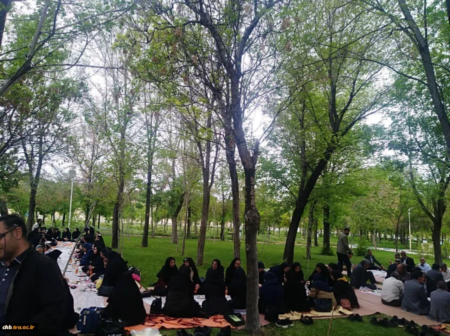 حضور بیش از 200 نفر از اساتید و همکاران شاغل و بازنشسته دانشگاه فنی  وحرفه ای استان در اردوی تفریحی و سیاحتی پارک سرچشمه فرخشهر و موزه  تاریخ طبیعی تنگ صیاد استان چهارمحال و بختیاری   5