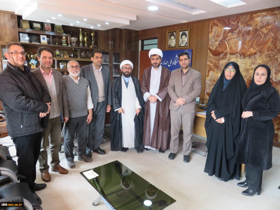 برگزاری جلسه شورای فرهنگی و تقدیر ازنماینده محترم نهاد رهبری در دانشگاه ملی مهارت استان چهار محال و بختیاری 4